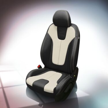 White and Black Hyundai Veloster Leather Seats